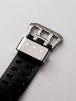 Band loop engraved with three stars